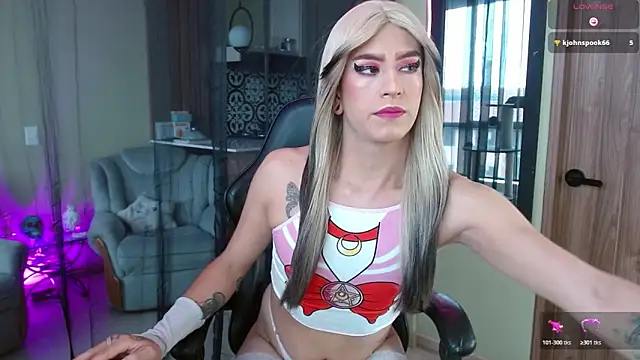 Snapshot of tevenwhiite chatting on February 6, 6:48 pm tevenwhiite online show from February 6, 6:48 pm