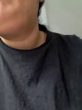 sarahhh1987 online show from March 3, 7:37 am