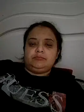 sarahhh1987 online show from October 25, 6:19 pm