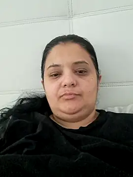 sarahhh1987 online show from February 16, 6:34 am