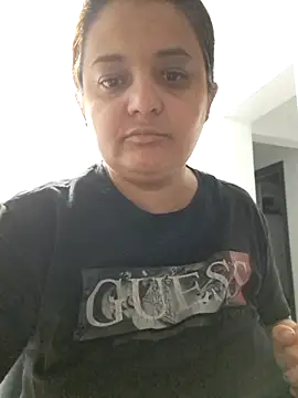 sarahhh1987 online show from November 8, 6:28 am