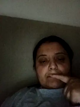 sarahhh1987 online show from April 14, 9:42 pm