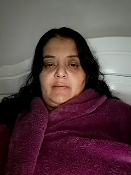 sarahhh1987 online show from December 15, 5:30 pm