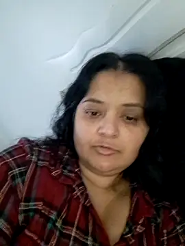 sarahhh1987 online show from December 20, 7:55 am