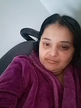 sarahhh1987 online show from December 14, 10:43 am