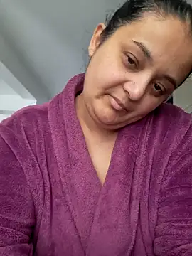 sarahhh1987 online show from January 9, 8:32 am