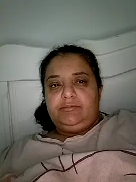 sarahhh1987 online show from November 7, 1:32 am