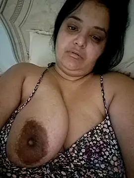 sarahhh1987 online show from November 17, 5:55 am