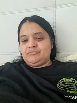 sarahhh1987 online show from March 29, 1:35 pm