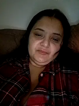 sarahhh1987 online show from January 6, 6:23 pm