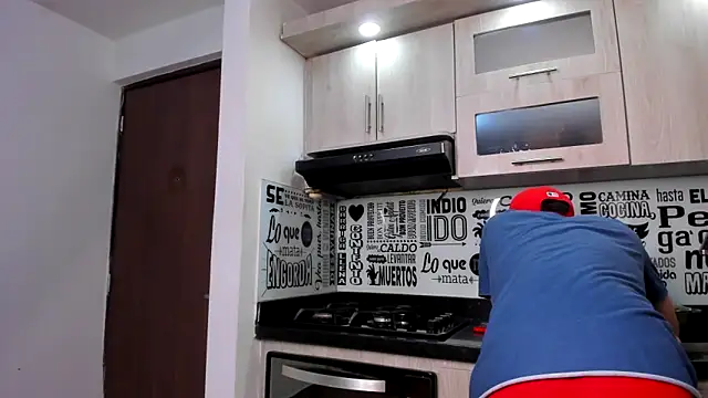 guy master online show from January 17, 7:51 am