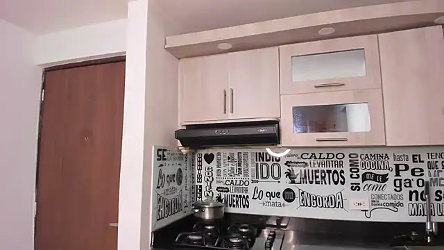 guy master online show from December 29, 12:09 am