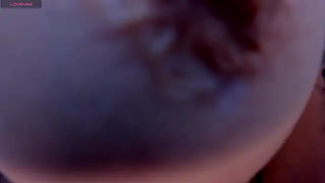 HannaConnor  online show from December 4, 8:41 pm