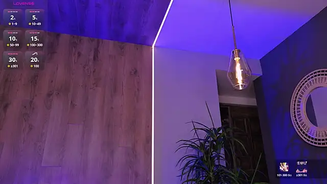 Snapshot of HannaConnor_ chatting on June 25, 5:12 am HannaConnor online show from June 25, 5:12 am