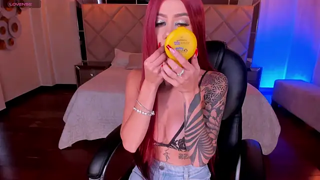 HannaConnor  online show from October 27, 8:43 pm