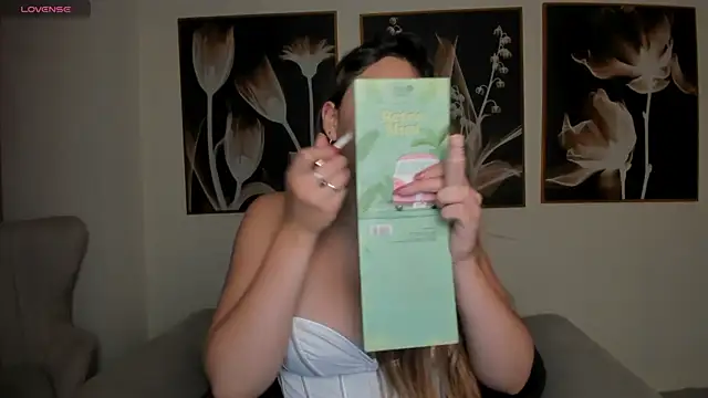 BellaRose X online show from March 26, 4:33 am