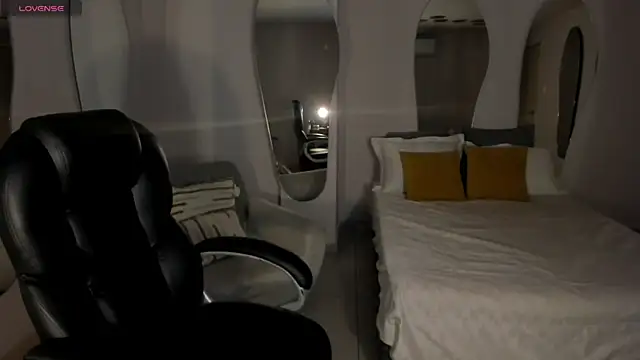 BellaRose X online show from December 20, 4:48 am