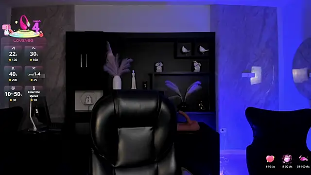 ViolettHansson online show from March 24, 7:25 pm