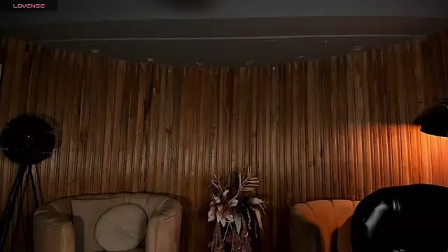 Snapshot of ViolettHansson chatting on September 18, 7:28 pm ViolettHansson online show from September 18, 7:28 pm