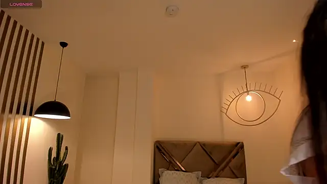 AliceHarper  online show from December 4, 5:34 pm