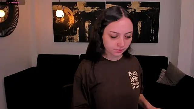 AliceHarper  online show from March 29, 4:30 pm