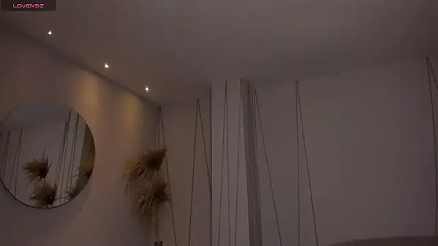 AliceHarper  online show from February 16, 10:29 pm