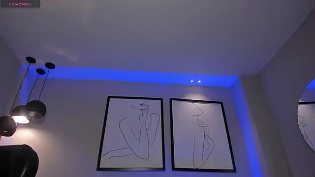 AliceHarper  online show from March 27, 6:42 pm