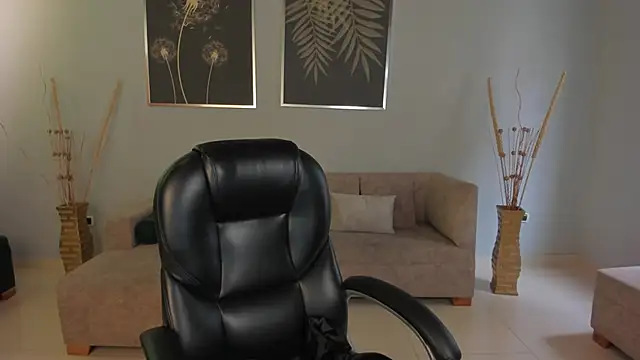 AliceHarper  online show from November 23, 3:33 pm