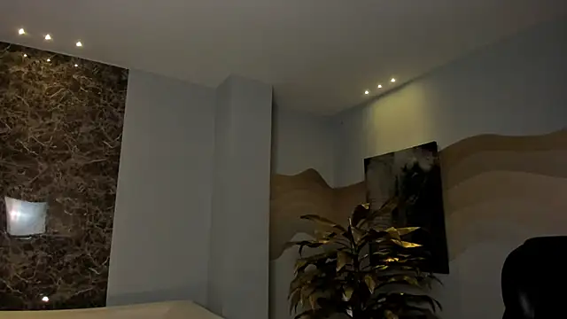 AliceHarper  online show from March 9, 9:40 pm