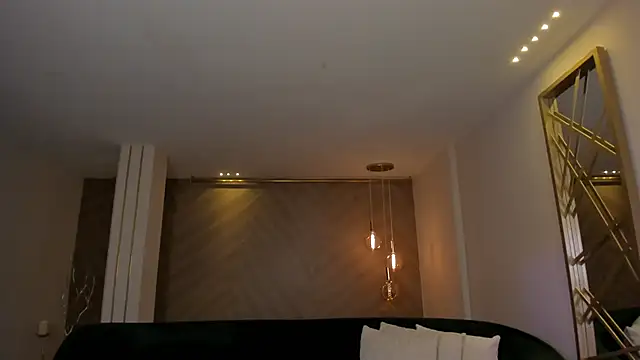 AliceHarper  online show from October 18, 11:56 am
