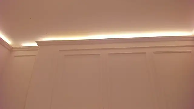 AliceHarper  online show from January 9, 8:05 pm