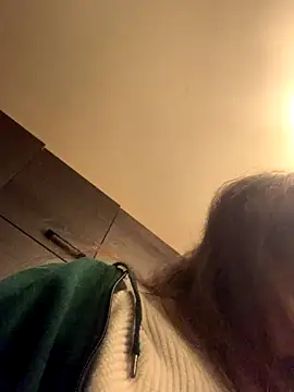 holyeroticss online show from November 7, 2:27 am