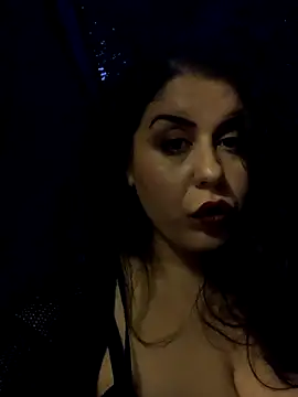 Snapshot of holyeroticss chatting on October 18, 10:56 pm holyeroticss online show from October 18, 10:56 pm