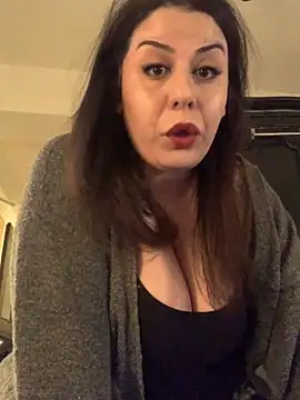 holyeroticss online show from February 4, 1:22 am