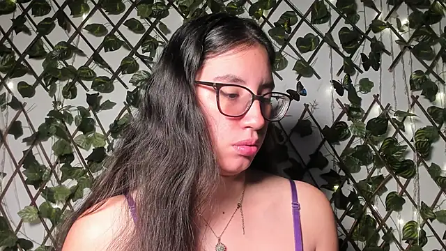 CoralineSanchez online show from October 4, 3:19 am