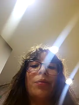 mmmVirginia online show from April 7, 8:43 pm