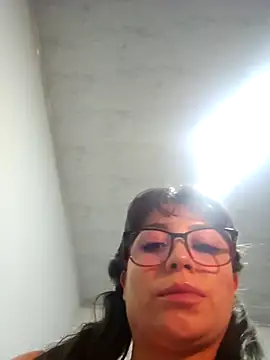 mmmVirginia online show from March 29, 10:44 pm