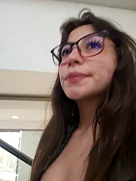 mmmVirginia online show from March 26, 8:29 pm