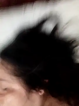 Snapshot of lunanataly chatting on December 17, 12:26 am lunanataly online show from December 17, 12:26 am