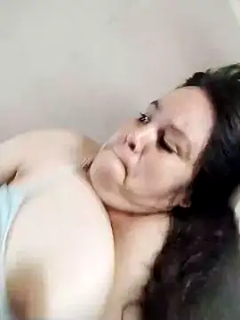 Snapshot of lunanataly chatting on November 13, 8:46 pm lunanataly online show from November 13, 8:46 pm