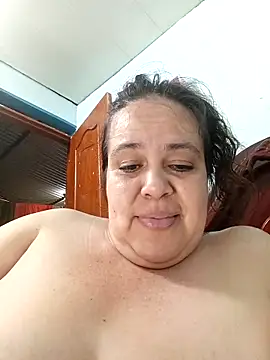 lunanataly online show from February 13, 12:49 pm