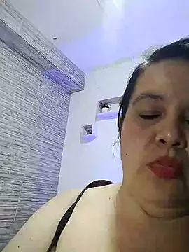 Snapshot of lunanataly chatting on March 17, 8:19 pm lunanataly online show from March 17, 8:19 pm