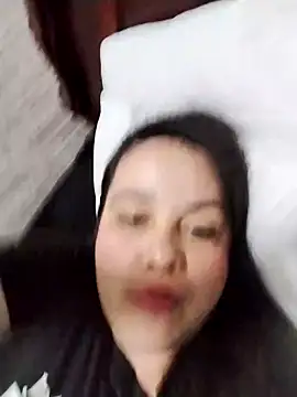 Snapshot of lunanataly chatting on March 2, 9:52 pm lunanataly online show from March 2, 9:52 pm