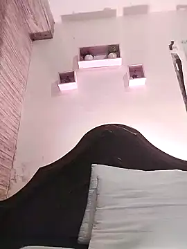 Snapshot of lunanataly chatting on March 9, 9:14 pm lunanataly online show from March 9, 9:14 pm