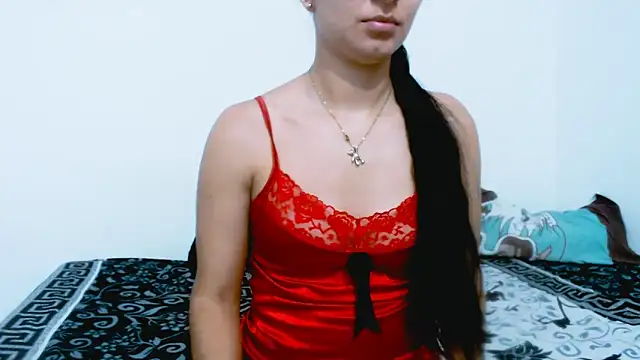 Snapshot of Alyson0001 chatting on February 15, 4:25 am Alyson0001 online show from February 15, 4:25 am