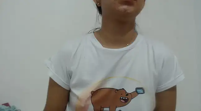 Snapshot of Alyson0001 chatting on February 3, 10:11 pm Alyson0001 online show from February 3, 10:11 pm