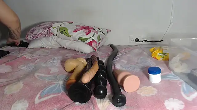 ruby07 online show from October 25, 3:12 pm