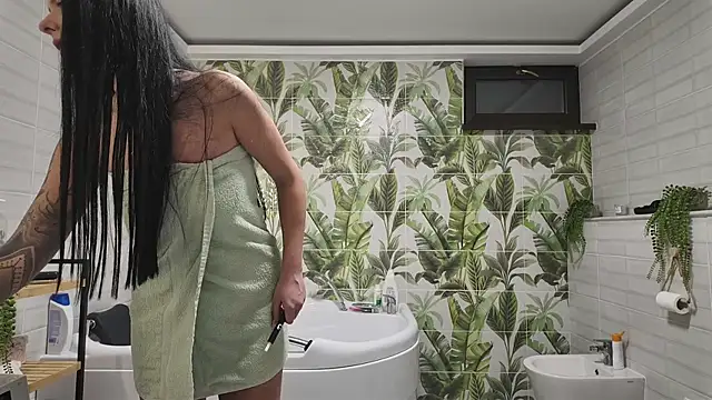 Snapshot of ValeriaGrey chatting on November 12, 4:44 pm ValeriaGrey online show from November 12, 4:44 pm