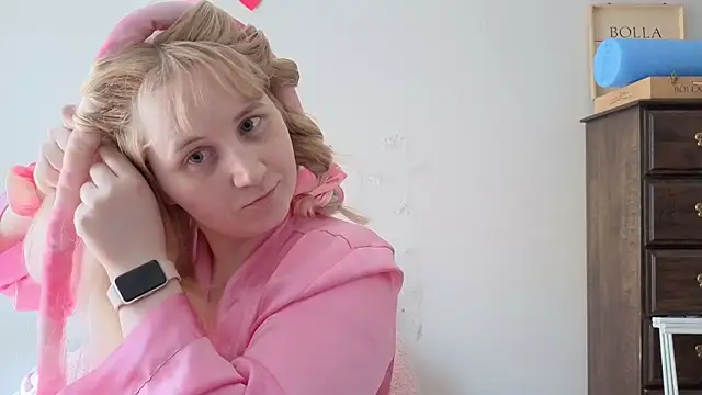 Glitch Witch online show from May 21, 4:04 pm