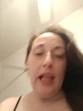 PhatAss Kummmilla online show from September 21, 7:46 am